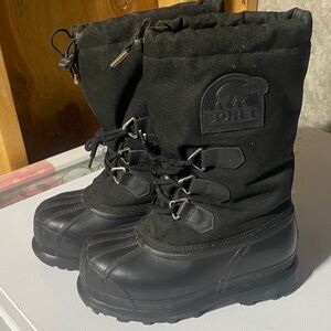 Sorel Black Insulated Snow Boots